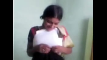 Desi stud pounds his girlfriend’s tight pussy