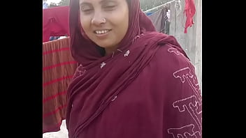 Sultry Bengali Bhabhi’s Forbidden Village Fling