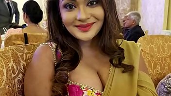 Sizzling Tamil Babe’s Hottest Dirty Talk