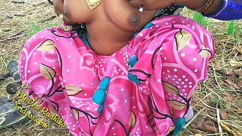 Desi bhabhi gets wild and fucked hard in the jungle