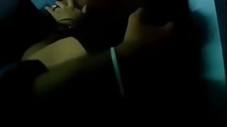 Tamil hottie’s steamy new clip