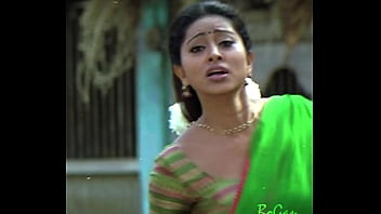 Sultry Tamil Starlet’s Steamy Shower Seduction