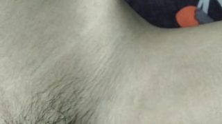 Thirsty Desi Bhabhi Quenches Her Pussy’s Craving with the Servant