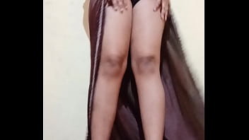 Shilpa Bhabhi’s Curvy Body Drives You Wild