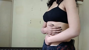 Saree-clad bhabhi indulging in sensual pleasure