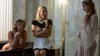Brett Rossi, Daisy Stone, and Molly Mae Steal Away for a Steamy Bubble Bath Bash