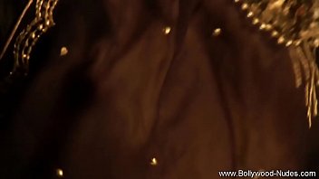 Sultry Desi Dancer Peels It All Off