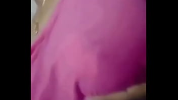 Desi Tamil aunty flashing her big tits