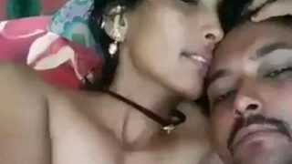 Homemade Desi Passion: Intimate Foreplay and Steamy Sex Tape