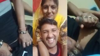 Sultry older sister-in-law strokes her younger brother-in-law’s throbbing cock in steamy Rajasthani sex scene