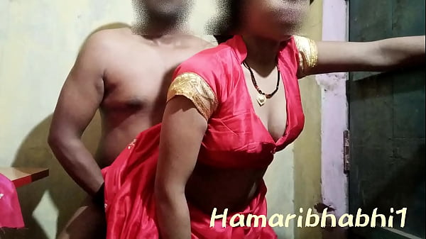 Desi village bhabhi gets wild in her fiery red saree.