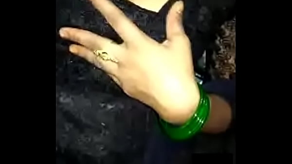 Sheela Bhabhi flaunts her big, bouncy tits