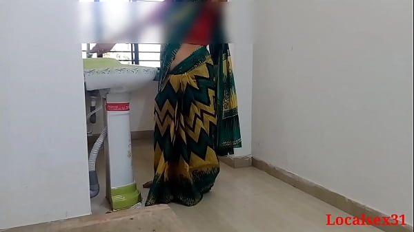 Married Indian Housewife’s Steamy Affair (Official Video by Localsex31)