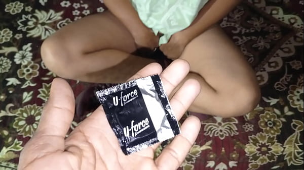 Shoving my cock deep in my girlfriend’s mouth, moaning in Hindi.