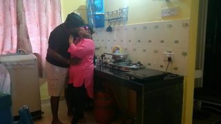 Voluptuous Bengali Bhabhi Gets Ravished on the Kitchen Counter