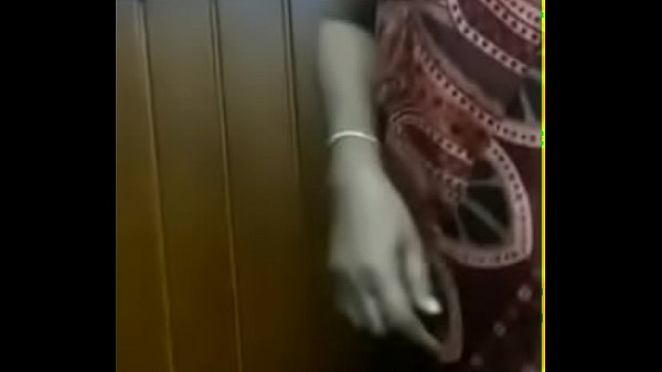 Indian Aunt’s Voluptuous Curves Revealed and Squeezed