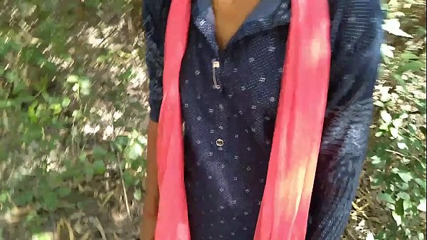 Desi couple’s wild outdoor doggy style pounding