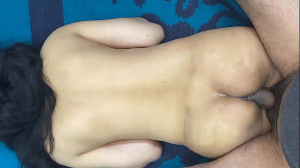 Sizzling Indian Housewife Gets Her Curvy Ass Pounded by a Massive Cock