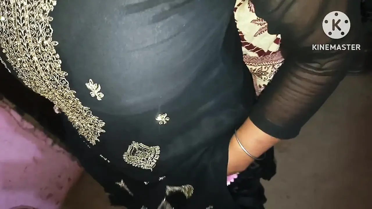 Desi Hindi Girlfriend Fucking her Boyfriend outdoors 1, Hot girl ka desi video xxxvideos