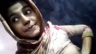 Bangladeshi college babe flaunts her bare tits in a steamy selfie