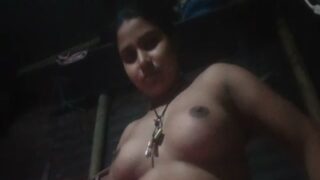 Tamil aunty strips down for a steamy, lust-filled sex scene