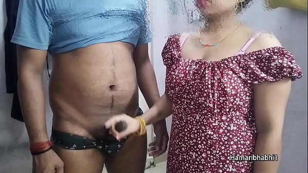 Sizzling Indian Bhabhi with Curves That Don’t Quit