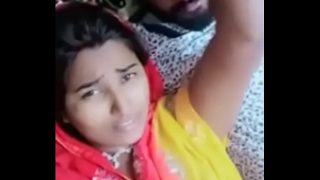 Desi babe with curves that drive you wild