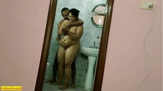 Sizzling Bhabhi’s Steamy Hotel Hookup with the New Boy!