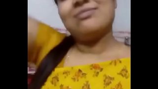 Desi Indian Aunty with Curves That Drive You Wild