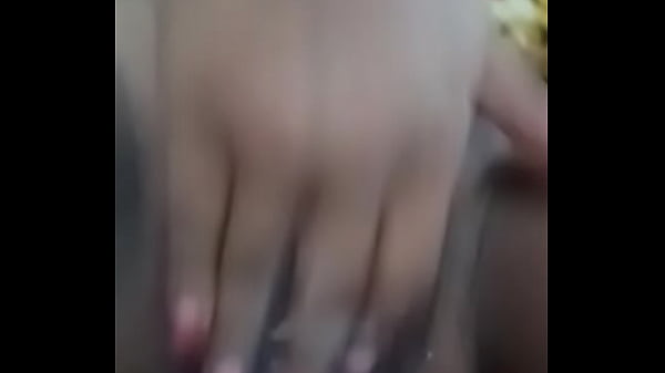 Desi babe getting down and dirty