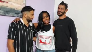 Bella Índia: A Sultry Seductress’s Allure