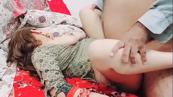 Indian Housewife’s Steamy Affair with Real Estate Agent: Explicit Hindi Dirty Talk