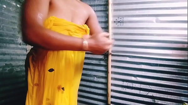 Steamy Priya Bhabhi’s Sensual Bath