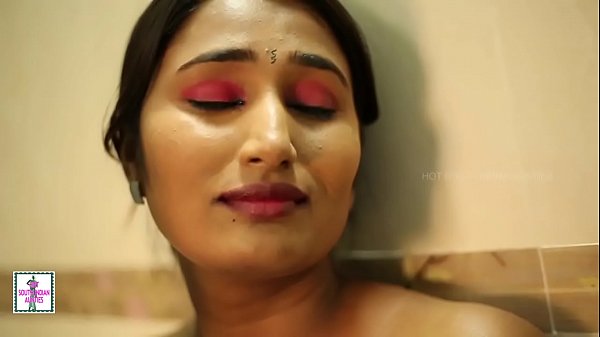 Desi Babe’s Steamy Shower Affair – Private MMS Exposed