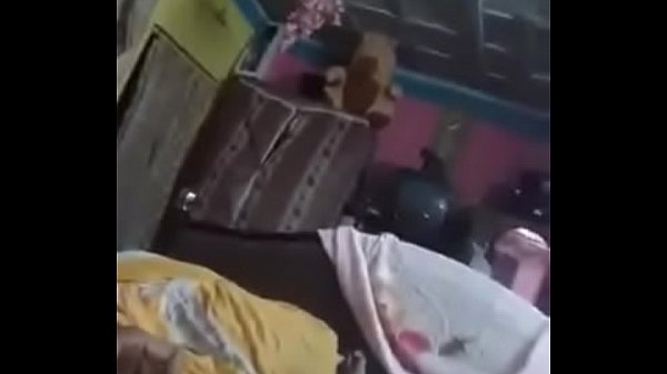 Desi hottie gets wild and wet
