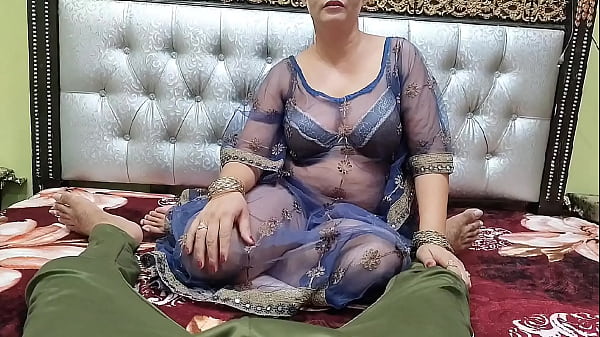 Desi bhabhi sucks devar’s cock deep in her mouth and gets her ass pounded – intense Hindi audio blowjob