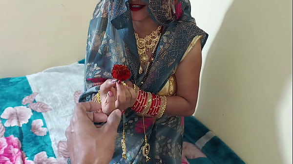 Bhabhi’s Dirty New Year Wishes for Devar in Raw Hindi Moans