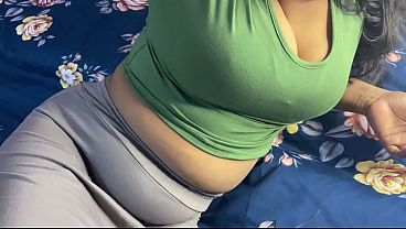 Desi Aunty Next Door Fucks Hardcore in Leaked XXX MMS with Hindi Dirty Talk