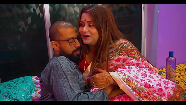 Sizzling Desi Wife Teases Her Man with Passionate Anniversary Lovemaking