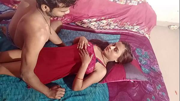 Sizzling Indian Housewife with Voluptuous Curves Gets Ravished by Her Husband in Steamy Desi Encounter – Full Hindi Audio