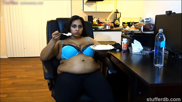 Desi Rose craves a taste of that sweet, creamy pie.
