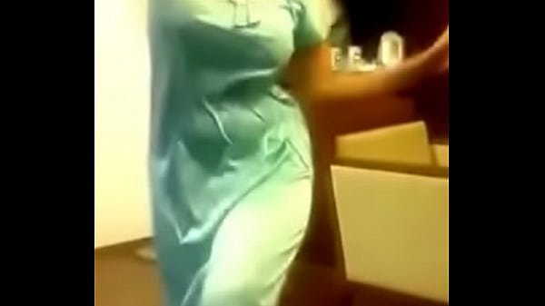 Sizzling Desi Dancer with Voluptuous Bouncing Curves – Exclusive High-Energy Performance