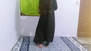 Desi Indian Bhabhi Ferzana in Abaya Hijab Cheats as a Hot Young Wife