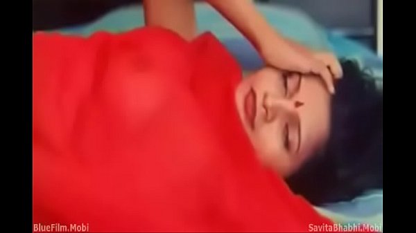 Sizzling Desi Milf with Curves That Don’t Quit