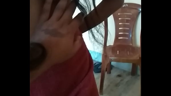 Desi Teen’s Resort Seduction