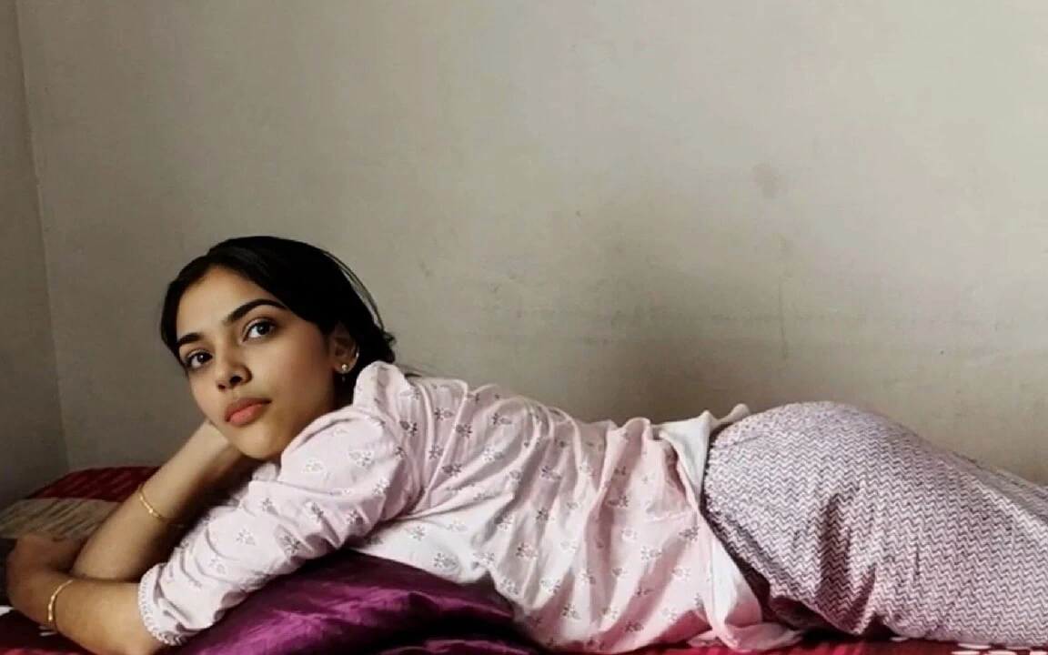 Big Stepsister Came to Share My Bed Full Hindi Sex Vlog