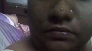 Tamil MILF’s explicit nude selfie MMS scandal