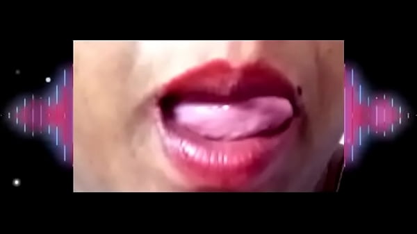 Tamil MILF Gets Creamed by the Milkman