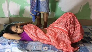 Hot Indian Bhabhi Getting Pounded Hard and Moaning Loud While Deep-Throating Cock
