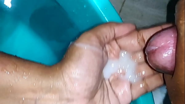 Tamil Wife’s Handjob Cumshot